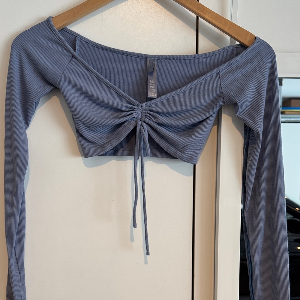 SKIMS Lavender Ruched Long Sleeve Crop Top